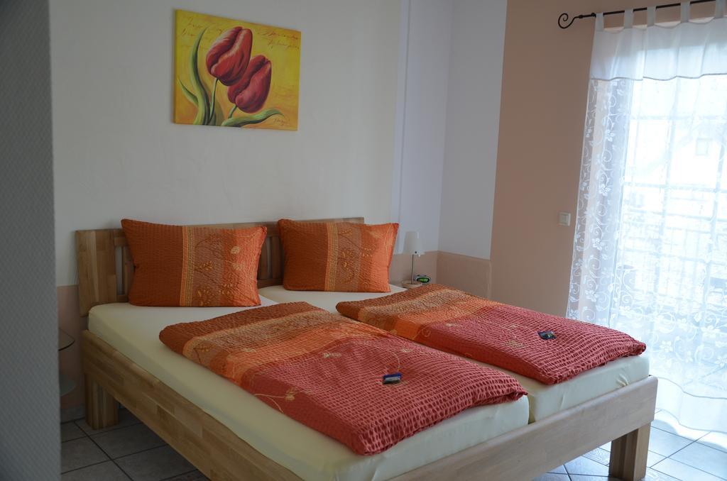 Gaestehaus Knaup Трейс-Карден Екстериор снимка